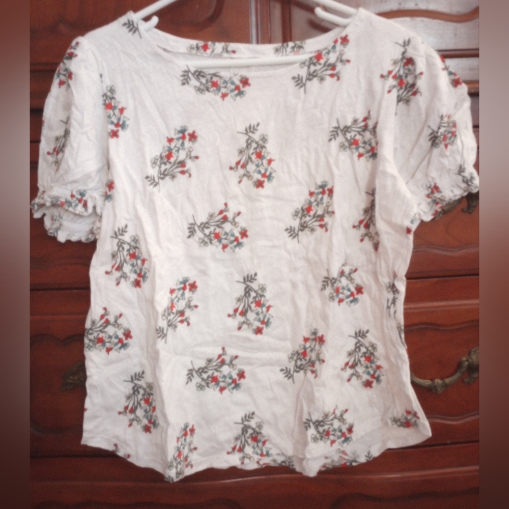 💘🍂 Floral Loft Peasant Top